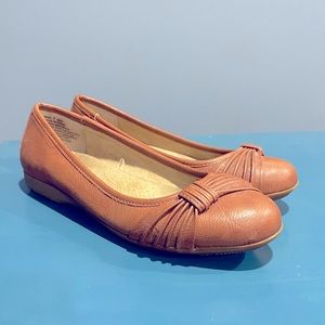 Croft & Barrow cognac flats 7